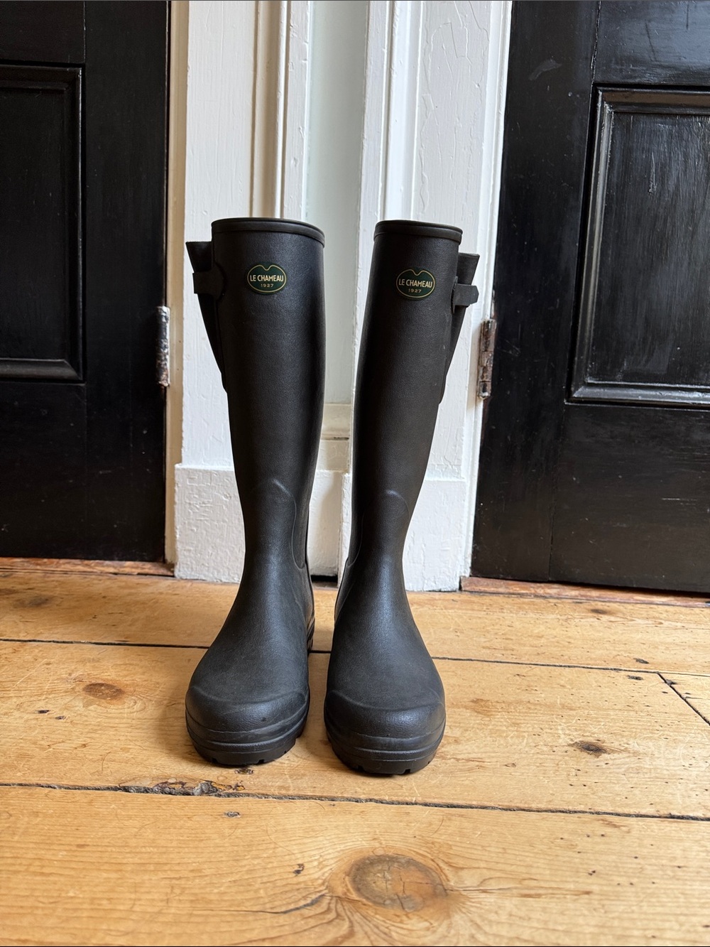 le chateau Tall Black Women's Rain Boots